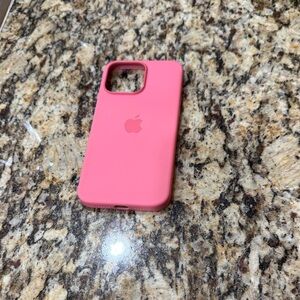 Apple iPhone 15 Pro Max Salmon Pink Case